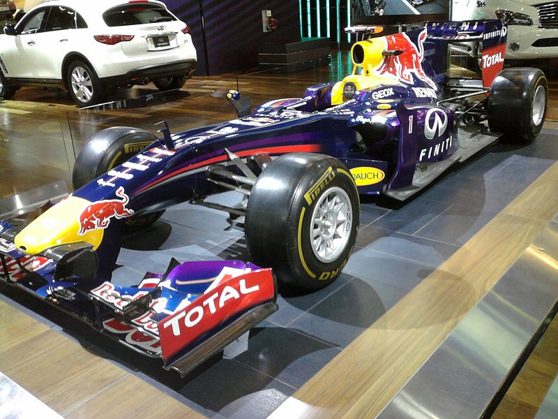 Der neue RB10 von Red Bull