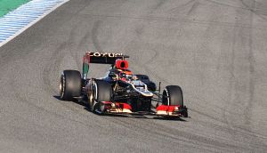 Lotus testet als erstes Team die neuen Reifen