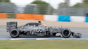 Red Bull Infinity bei Testfahrten